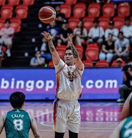 At 34, RR Garcia nets 1st double-double as Phoenix breaks through