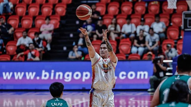 At 34, RR Garcia nets 1st double-double as Phoenix breaks through